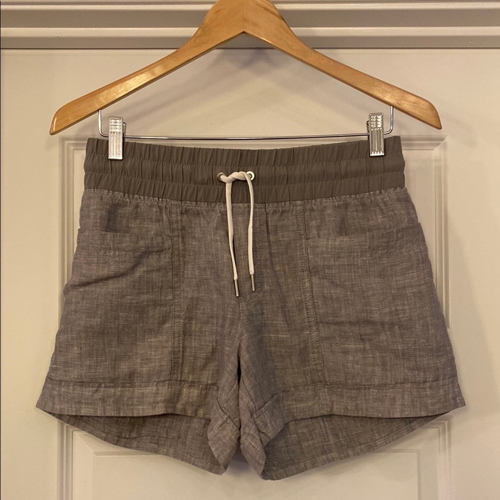 Athleta Women's Gray Linen Shorts